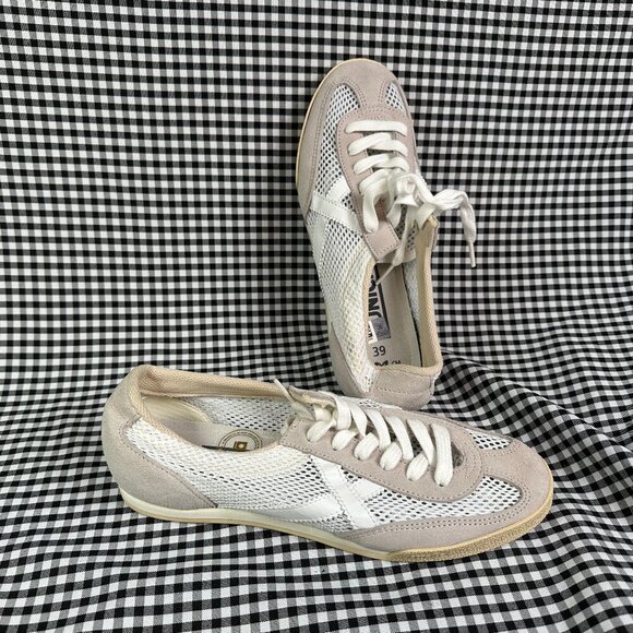 Munich White Low Top Women's Mesh Summer Sneakers Size 39 UK 6 US 8.5 - Picture 1 of 5